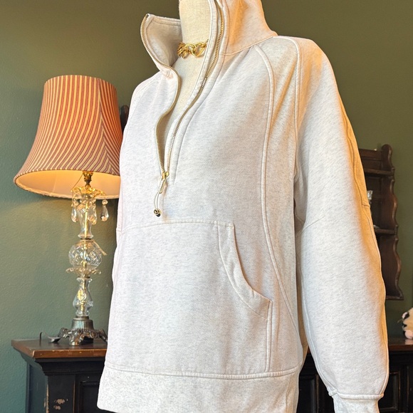Lulu lemon Scuba cream pullover - Picture 5 of 16